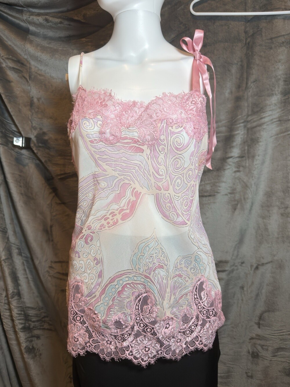 Victoria's Secret Y2K Vintage fairycore Cottagecore Pink Paisley top